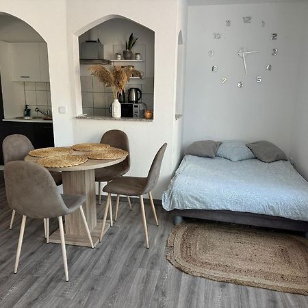 R&A Appartement Elsdorf Buitenkant foto